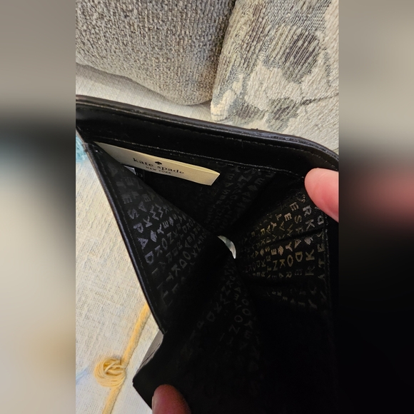Kate Spade Black and White Wallet - Picture 6 of 12